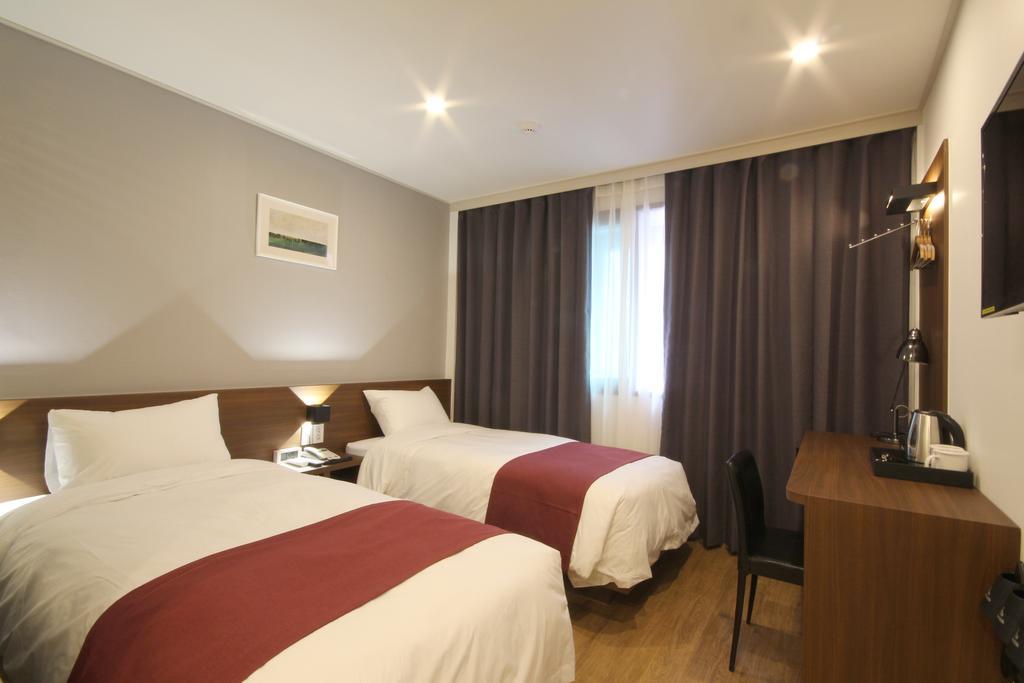 Indy Hotel Pusan Zewnętrze zdjęcie
